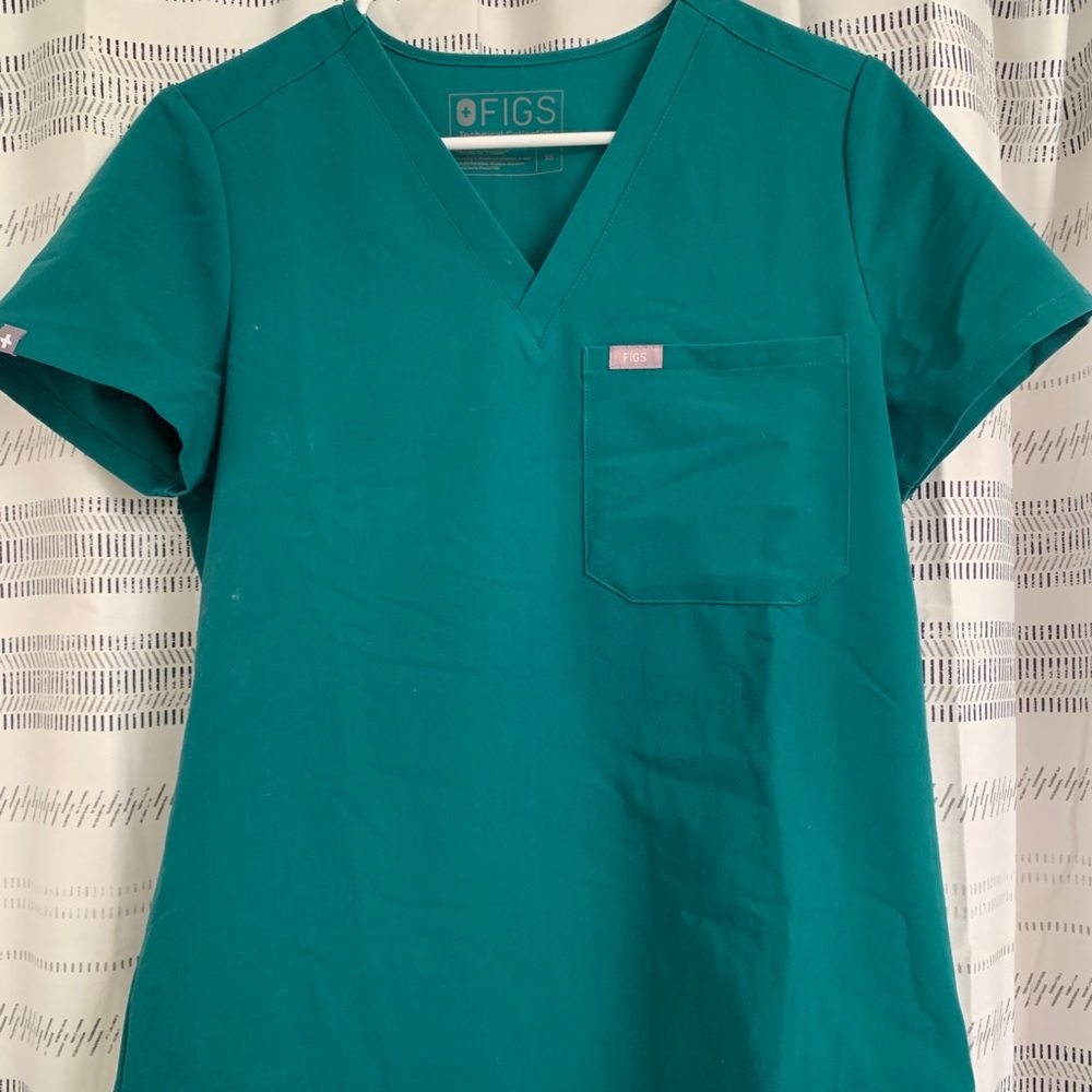 Woman’s Figs Scrubs